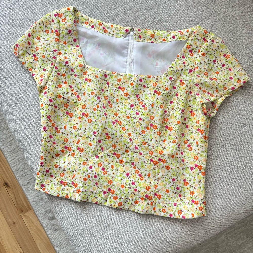 REWORKED Ditsy Floral Square Neck Top Fully Lined